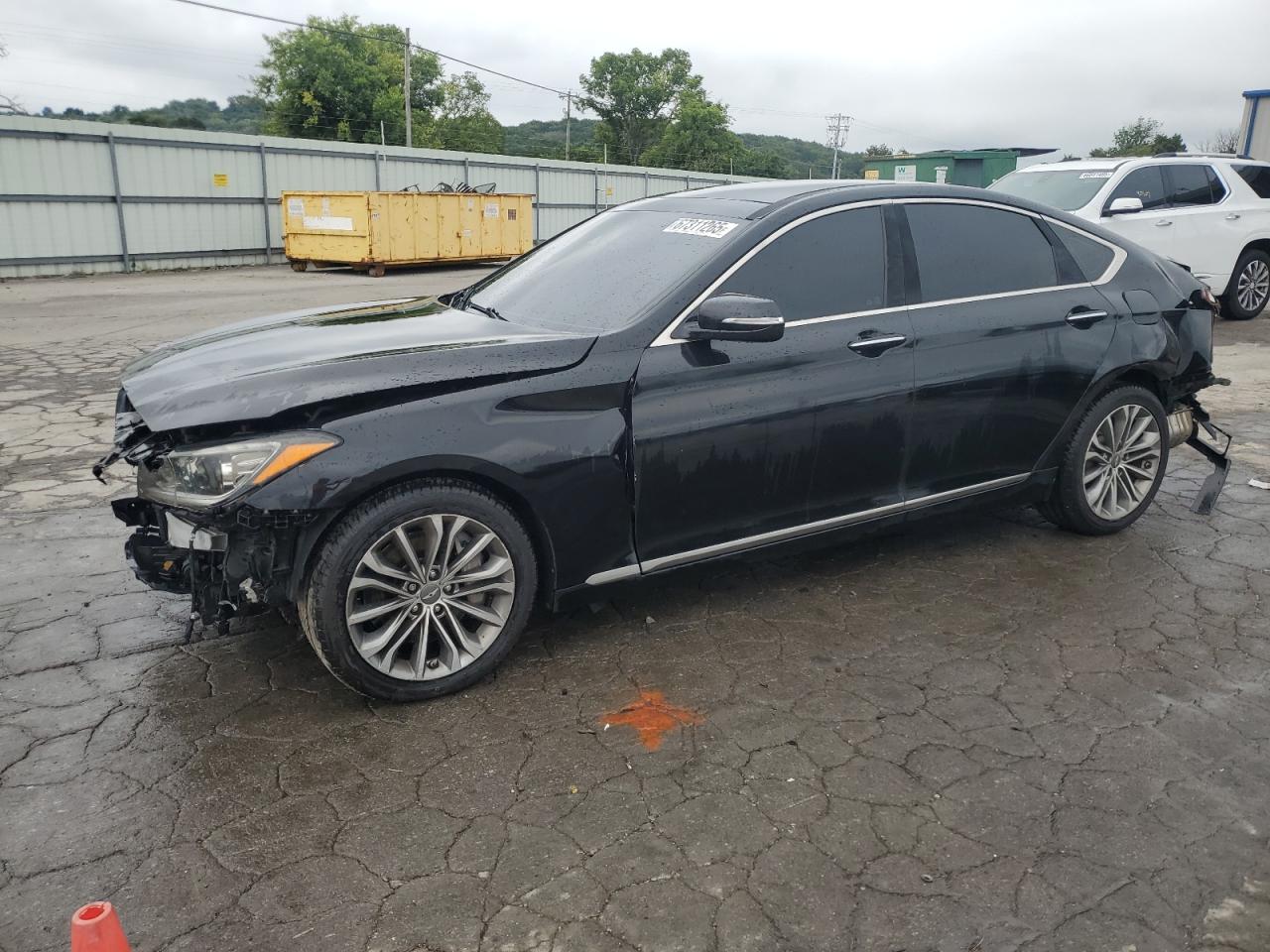 HYUNDAI GENESIS 3. 2015