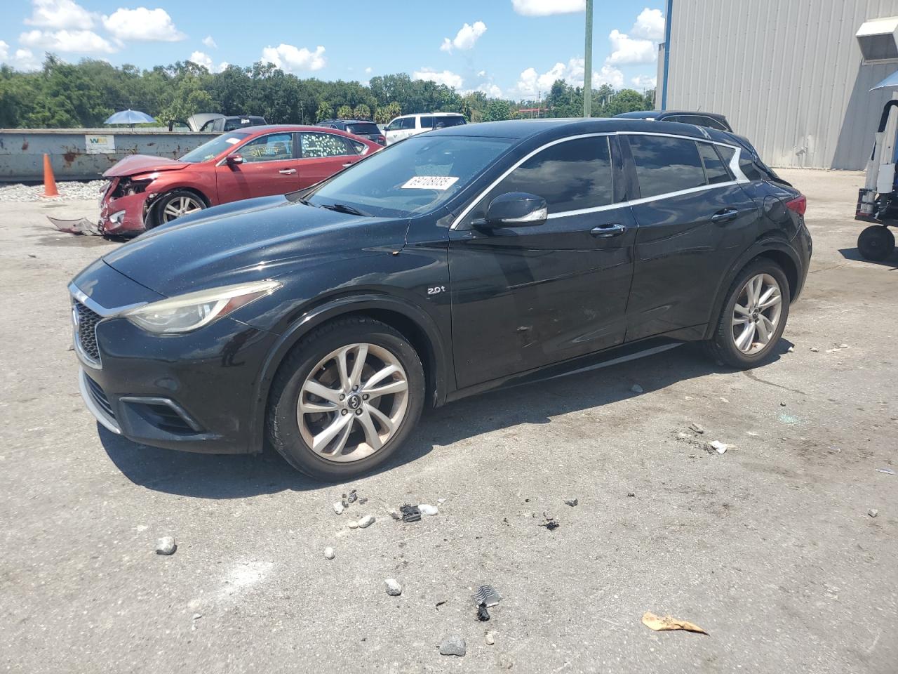 INFINITI QX30 BASE 2018