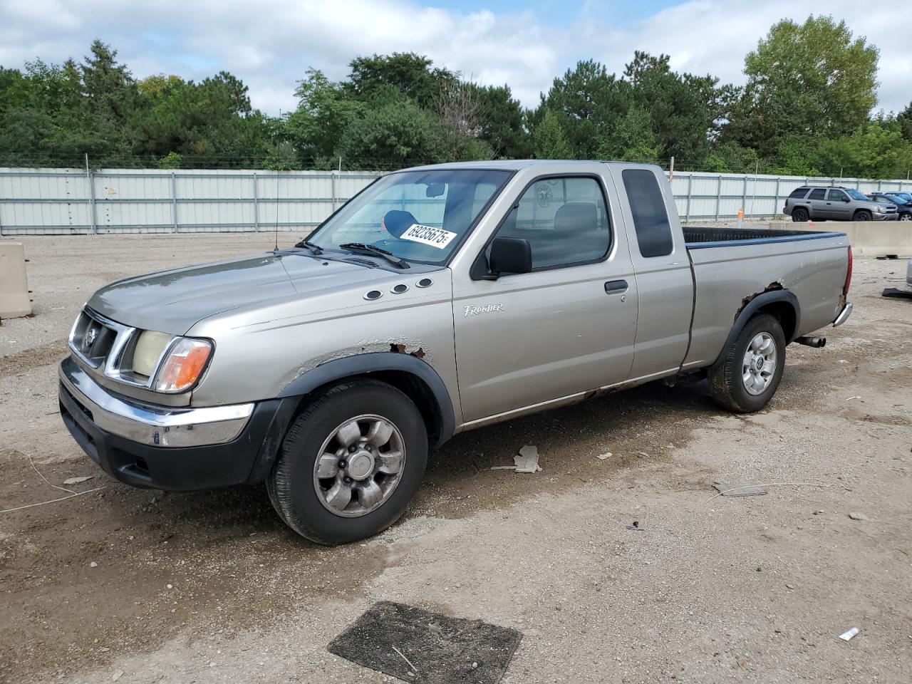 NISSAN FRONTIER K 2000