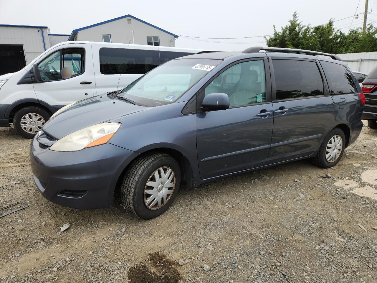 TOYOTA SIENNA CE 2008