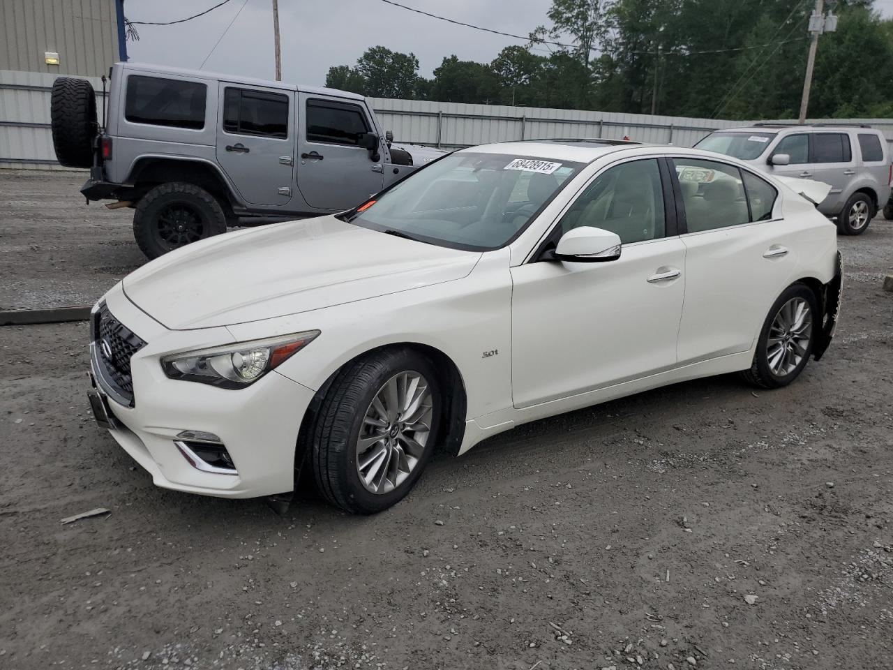 INFINITI Q50 LUXE 2018