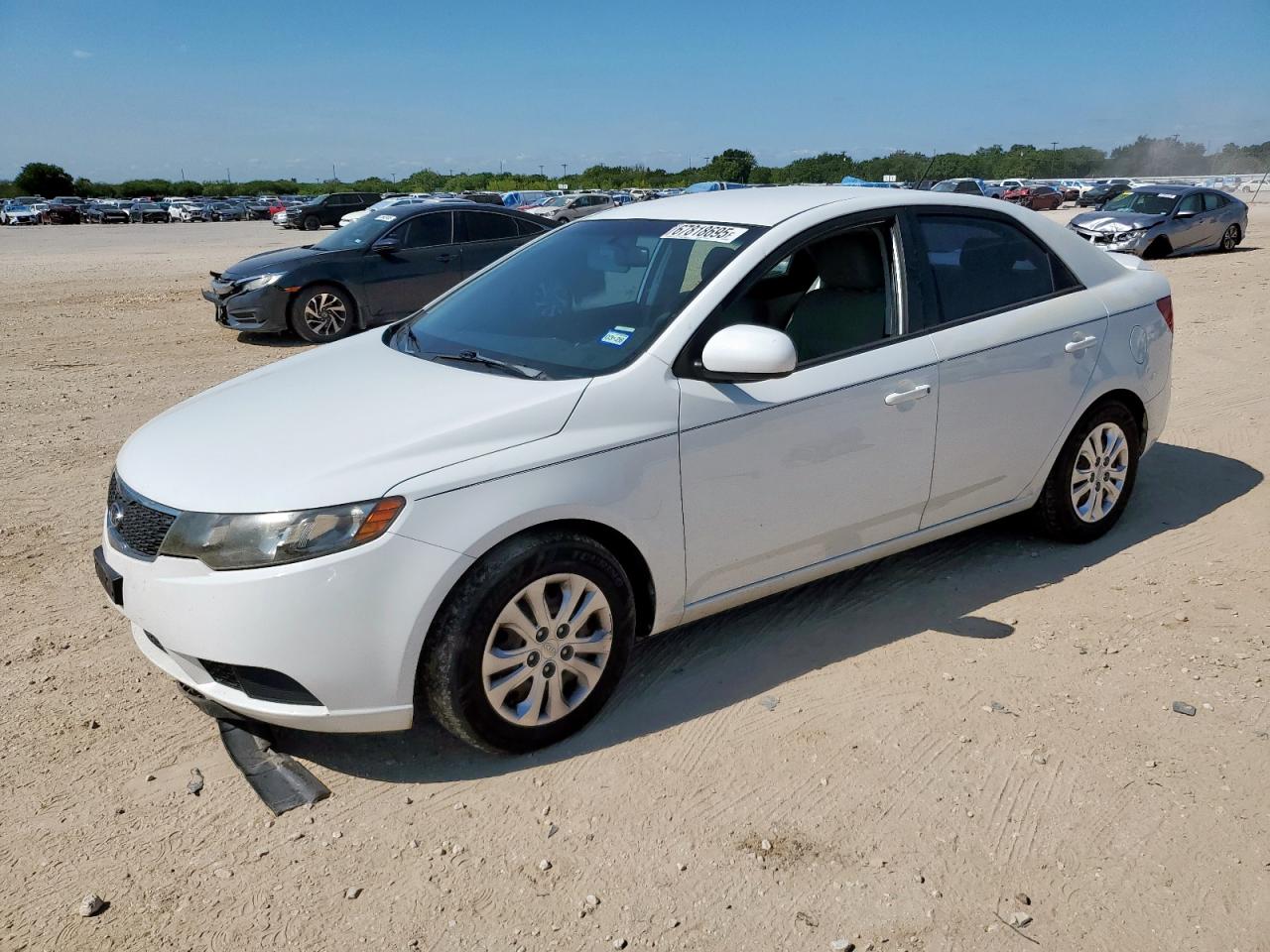 KIA FORTE LX 2013