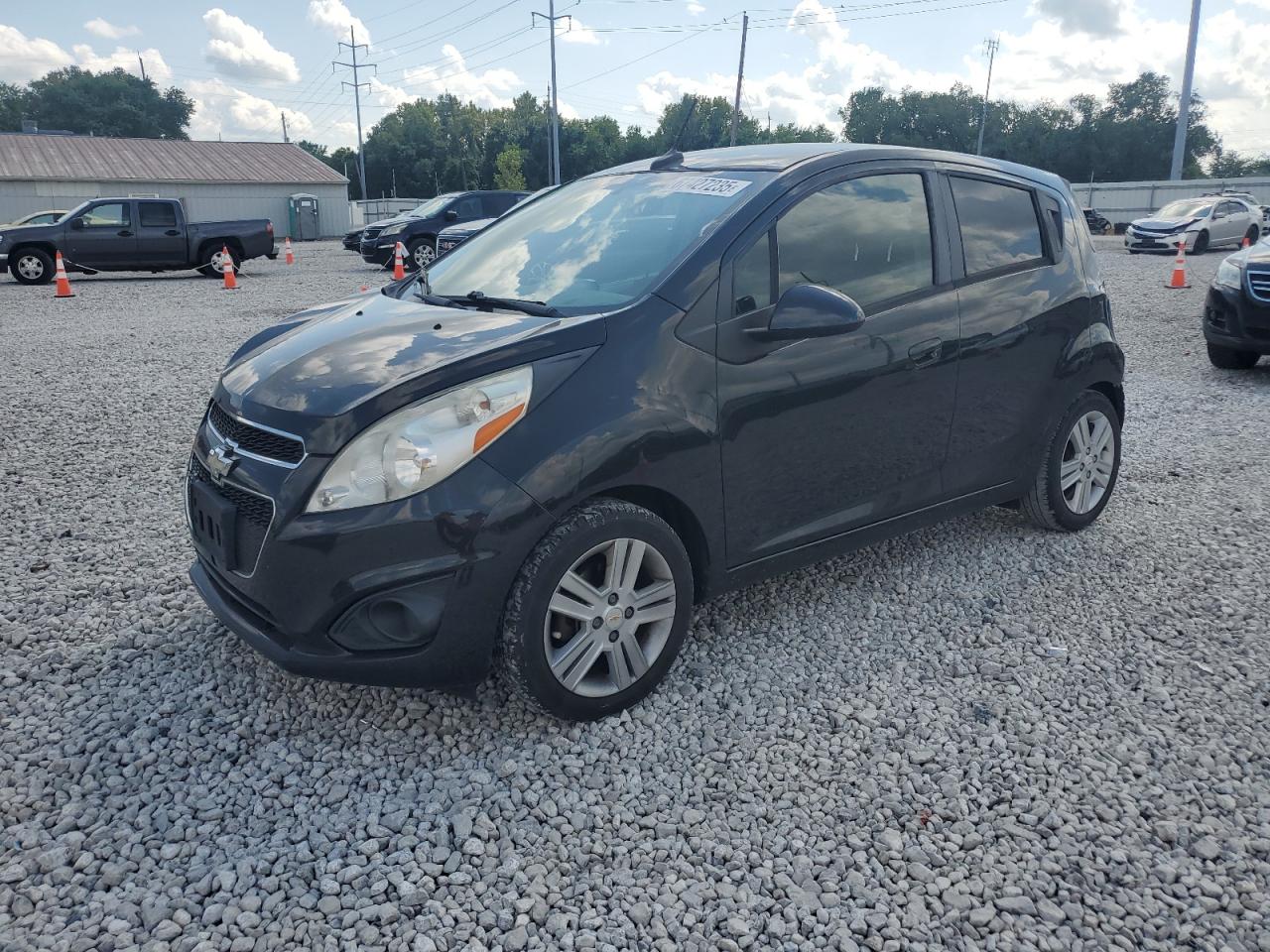 CHEVROLET SPARK 1LT 2013