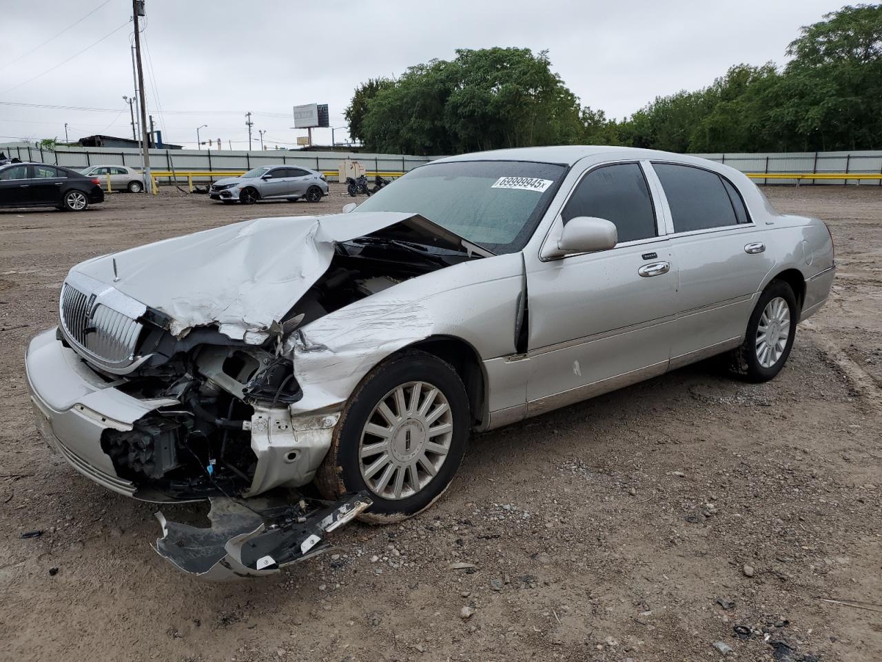 LINCOLN TOWN CAR S 2005