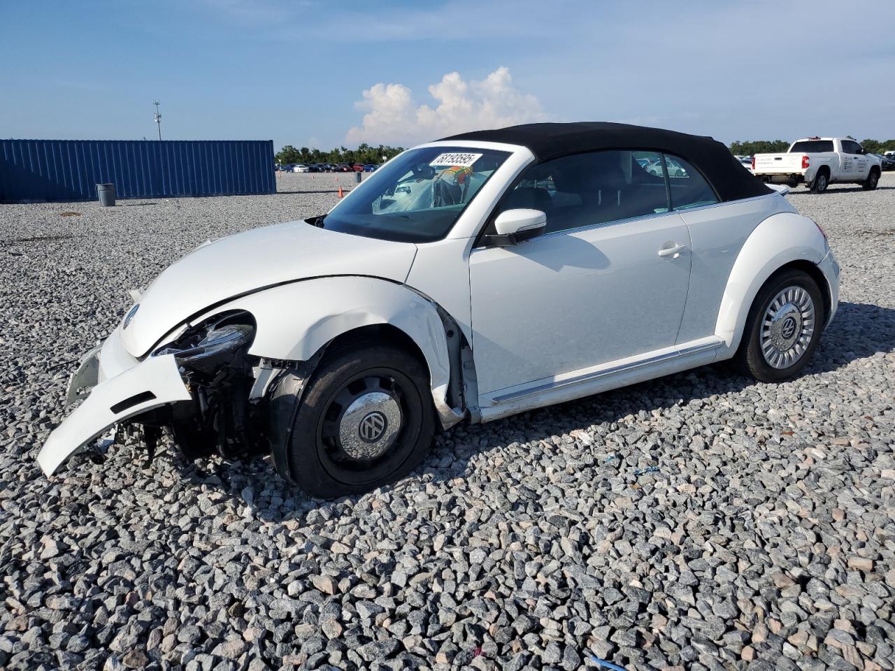 VOLKSWAGEN BEETLE 1.8 2015
