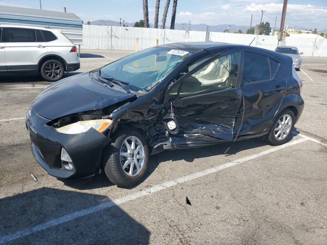TOYOTA PRIUS C 2013