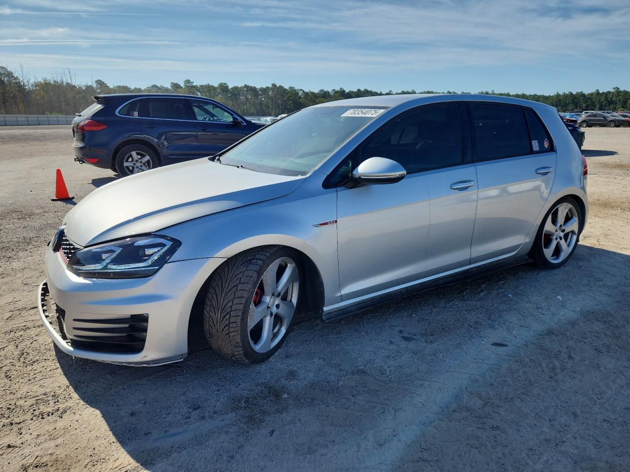 VOLKSWAGEN GTI 2015