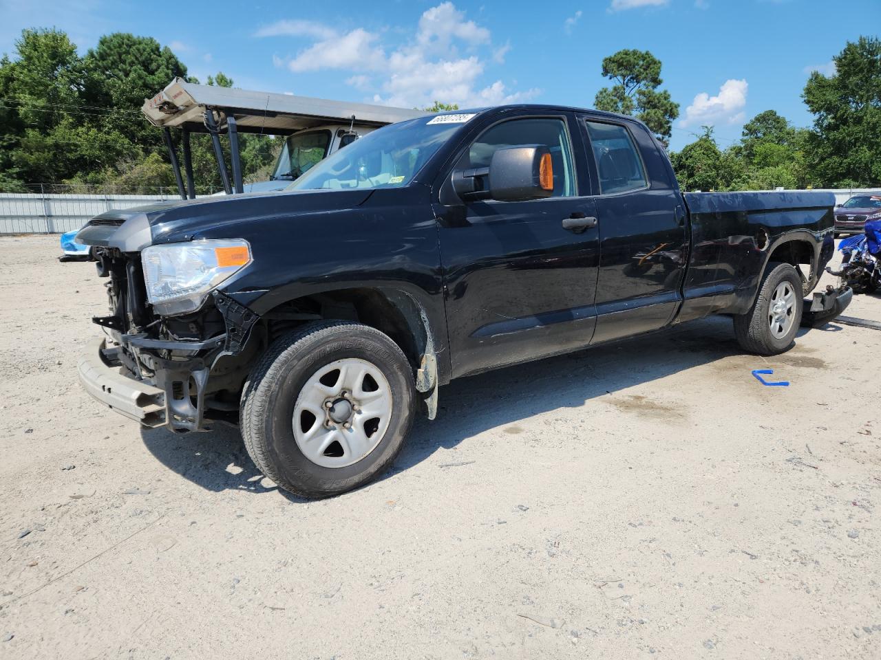 TOYOTA TUNDRA DOU 2017