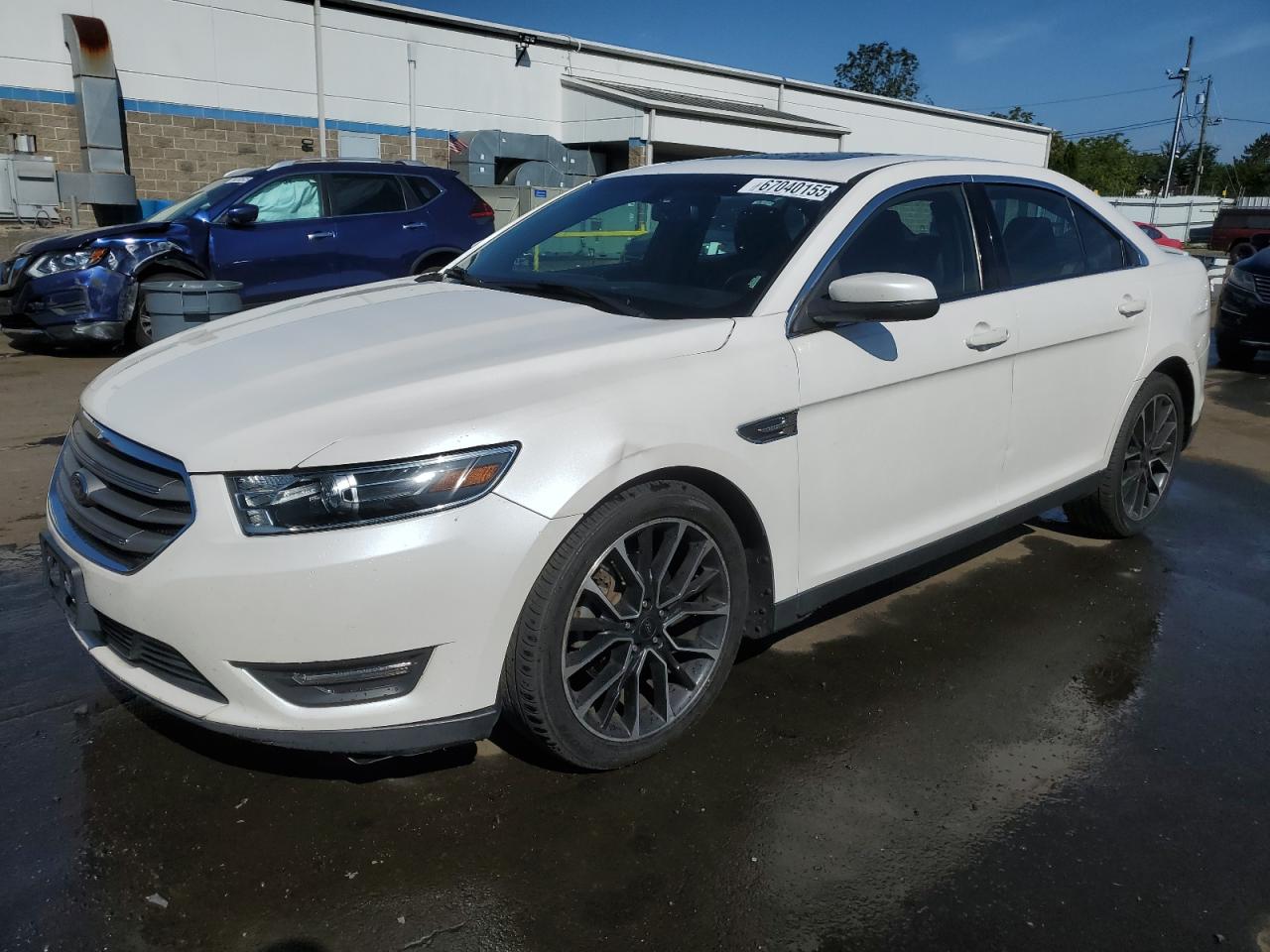 FORD TAURUS SEL 2018