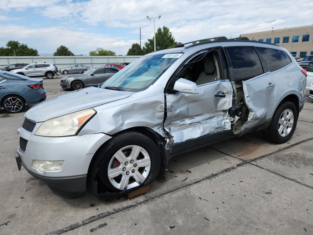 CHEVROLET TRAVERSE L 2012