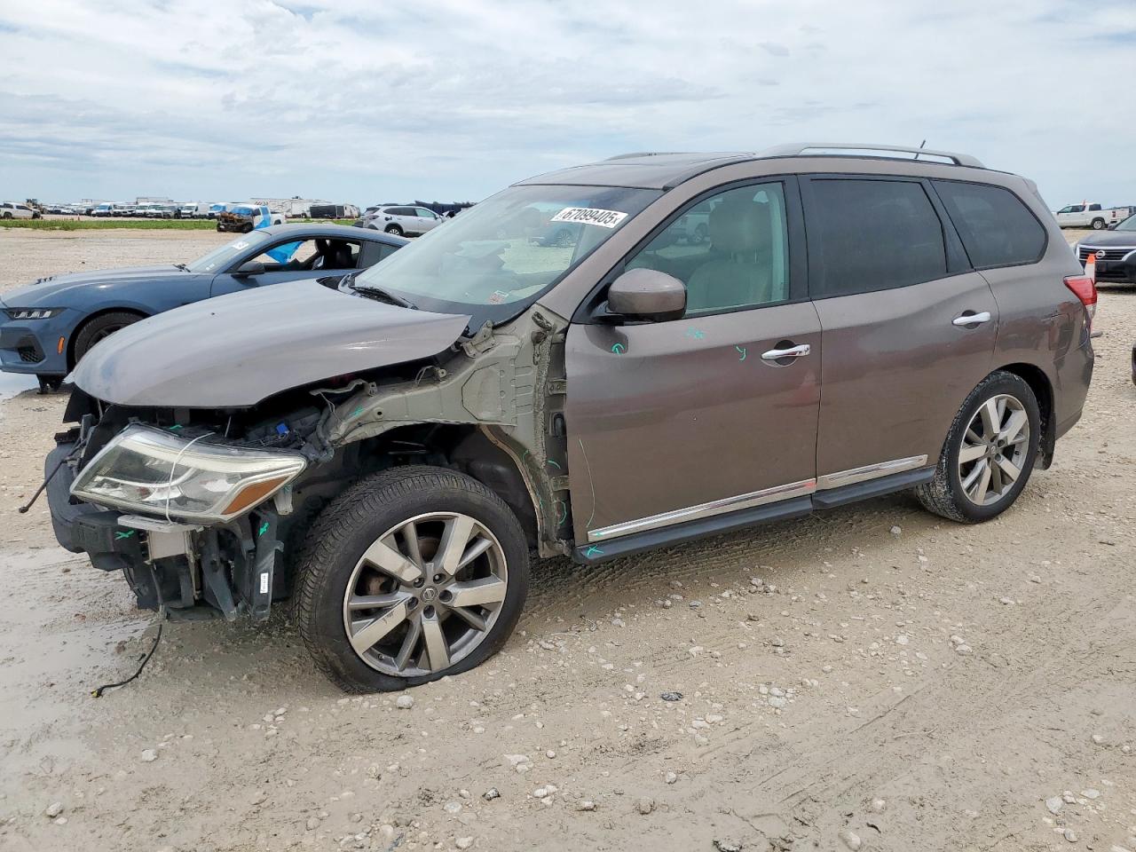 NISSAN PATHFINDER 2013