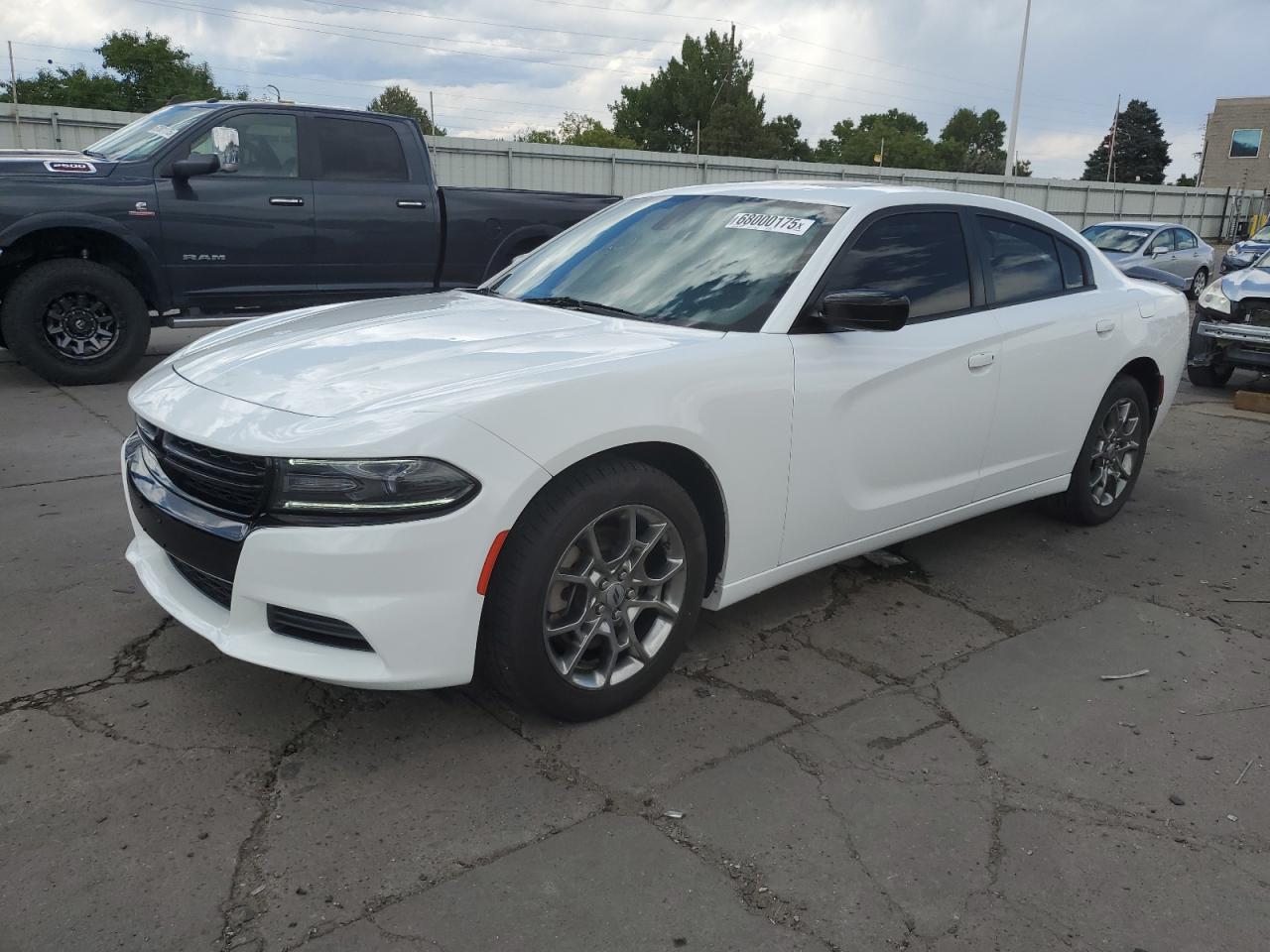 DODGE CHARGER SE 2017