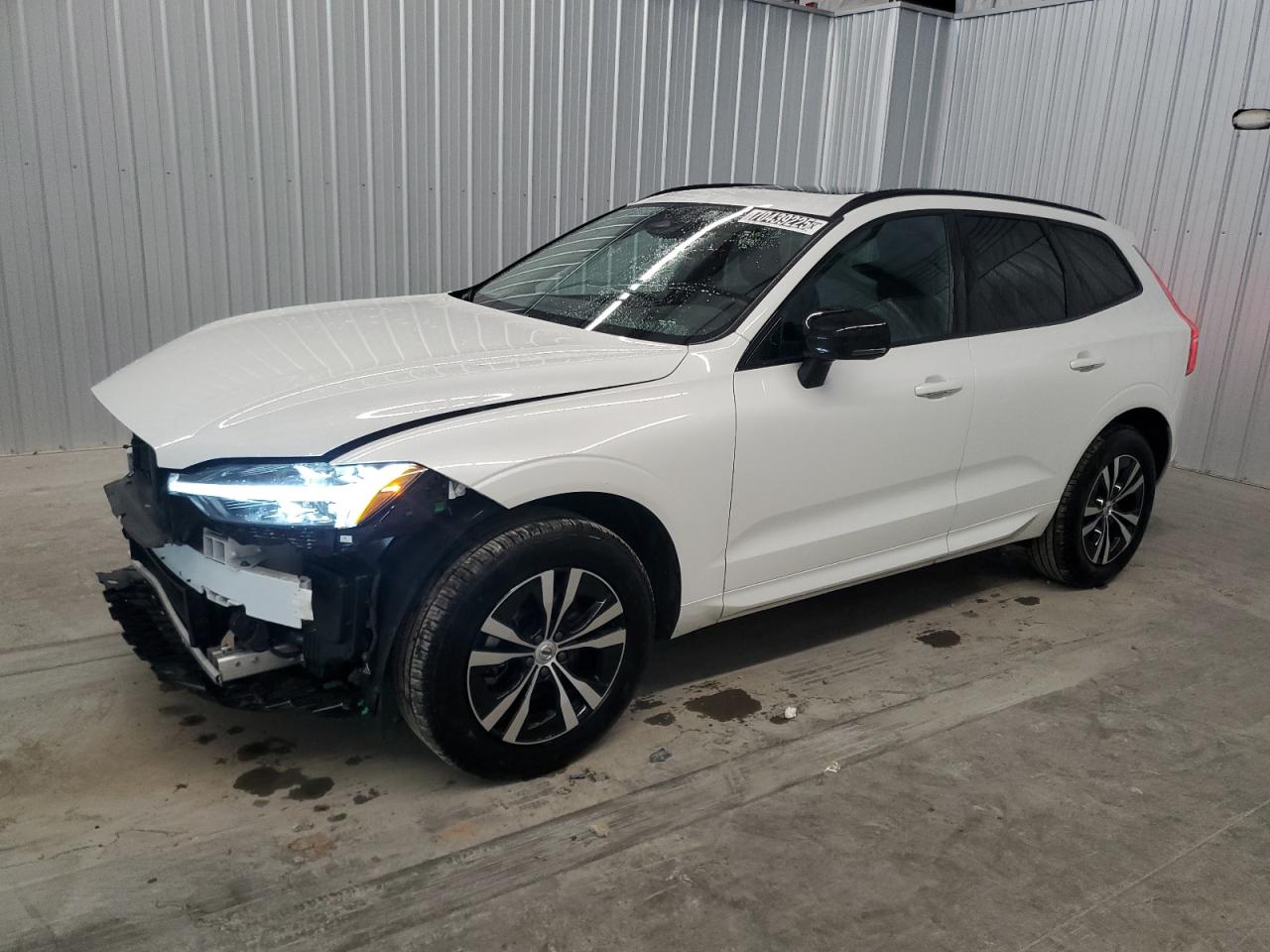 VOLVO XC60 CORE 2025