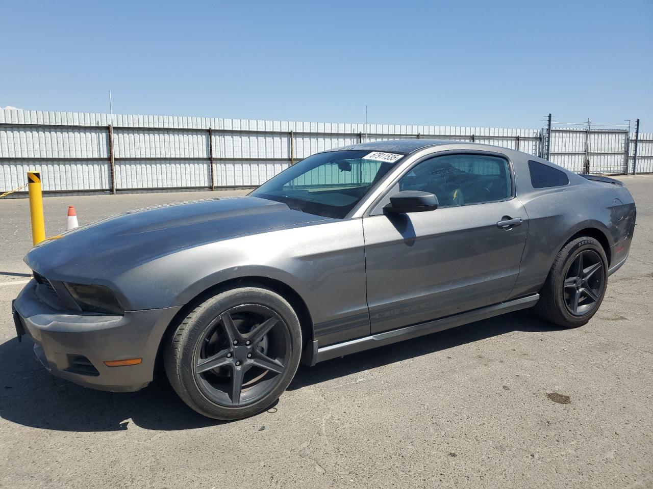 FORD MUSTANG 2010