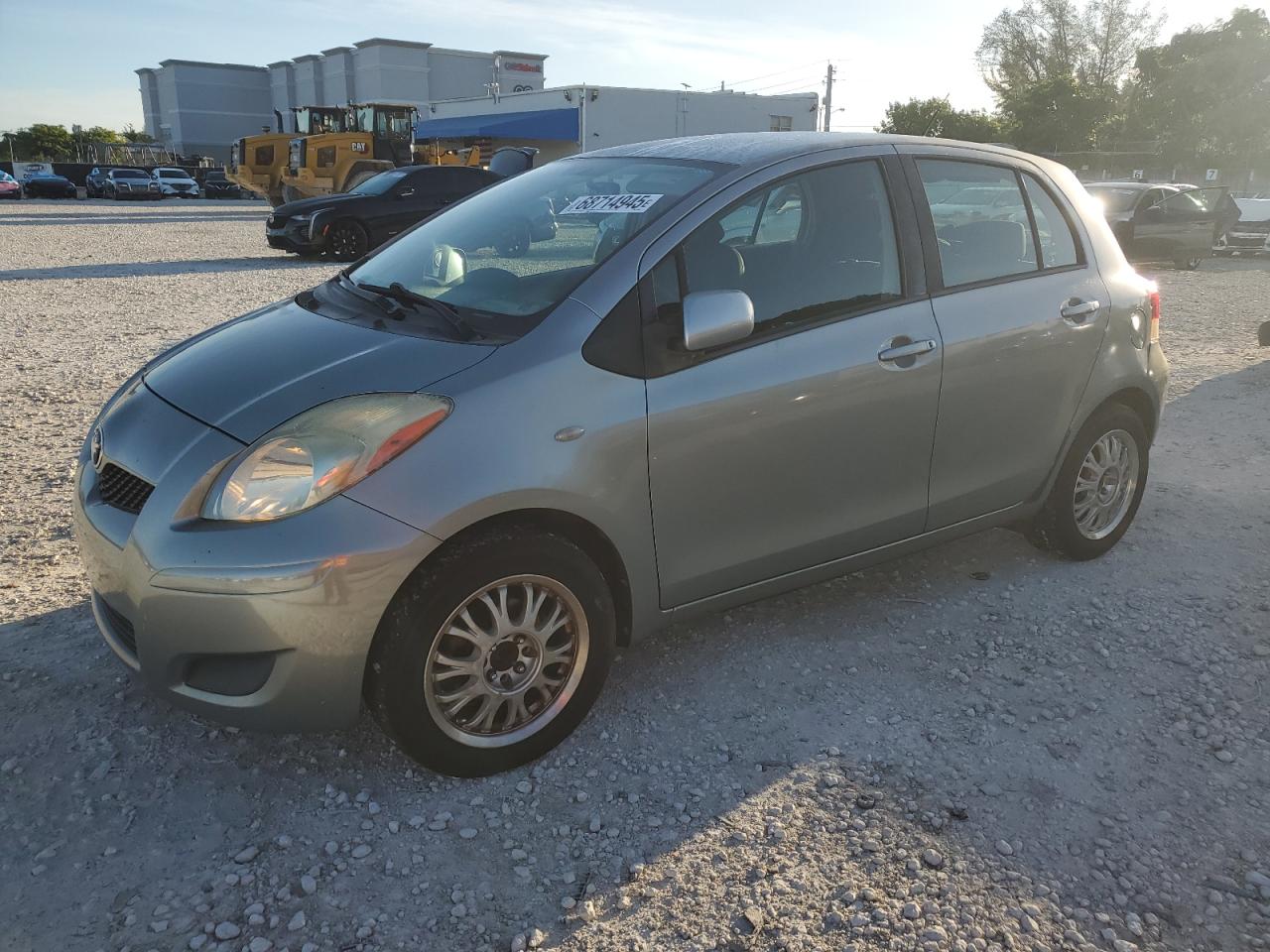 TOYOTA YARIS 2009