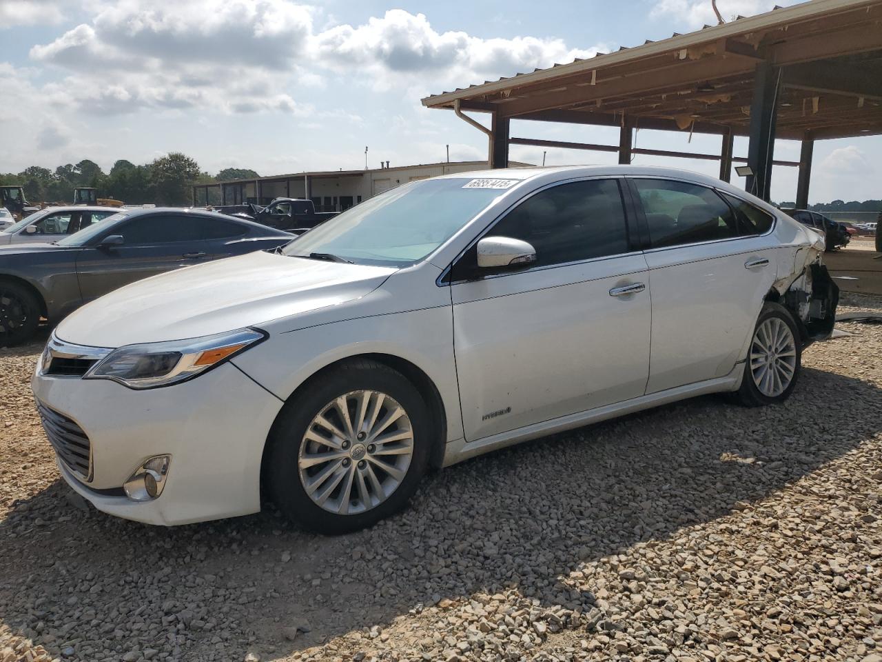 TOYOTA AVALON HYB 2015
