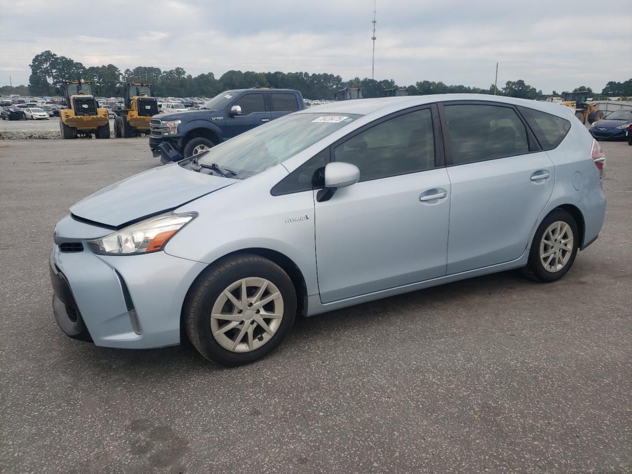 TOYOTA PRIUS V 2015