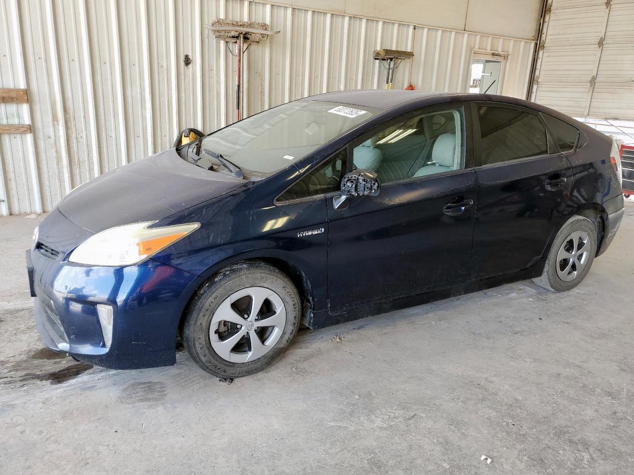TOYOTA PRIUS 2014