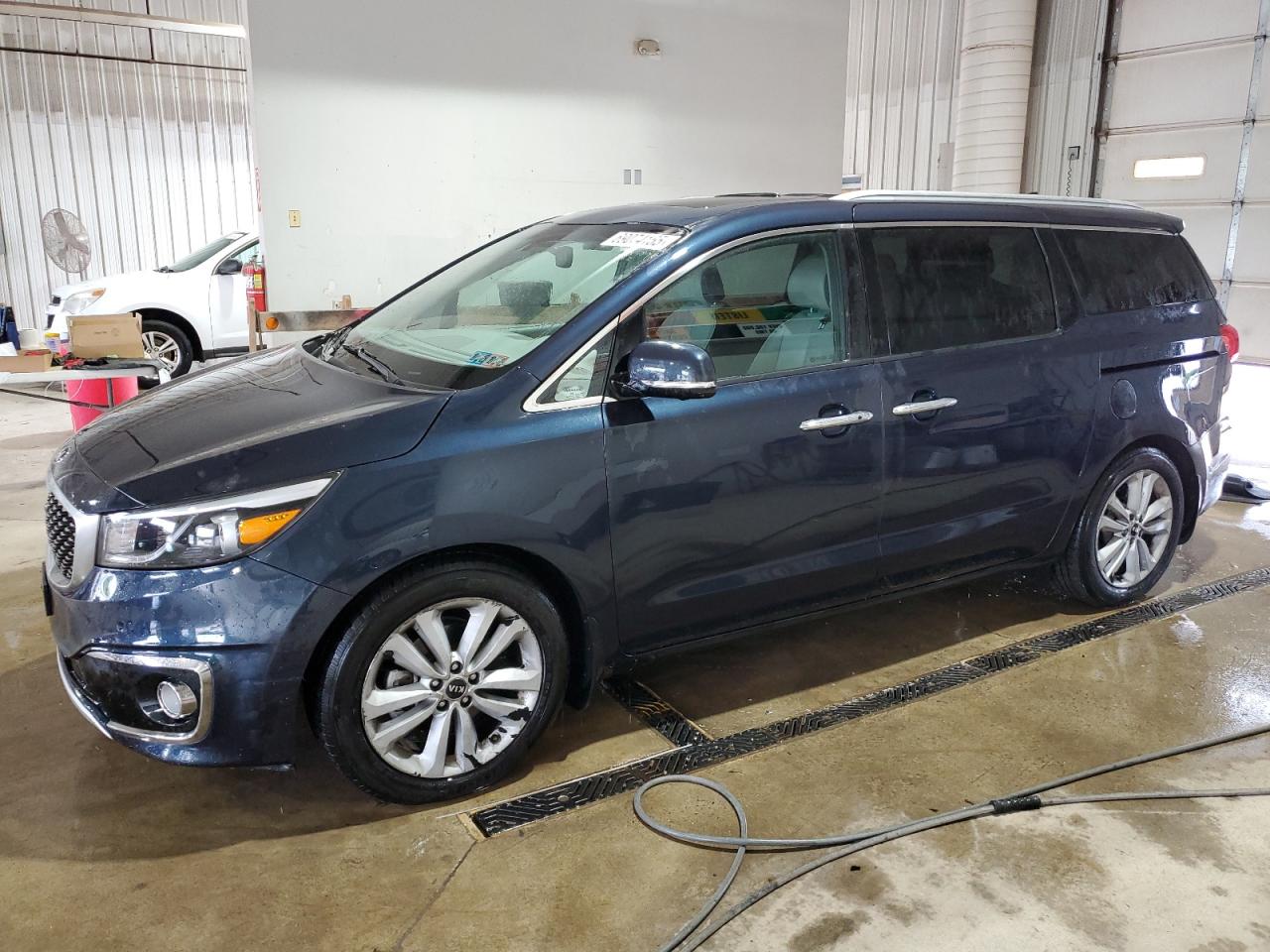 KIA SEDONA SXL 2015