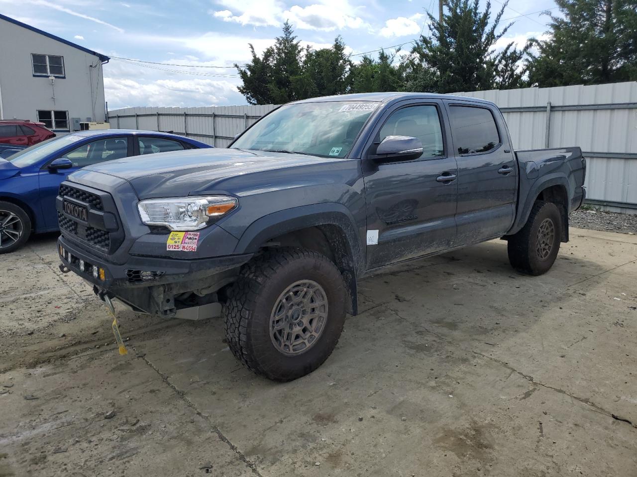 TOYOTA TACOMA DOU 2023