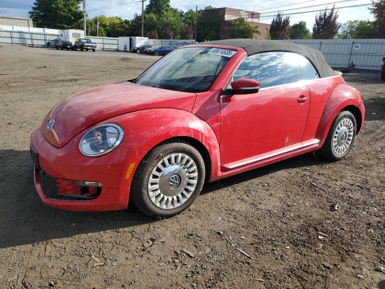 VOLKSWAGEN BEETLE 2013
