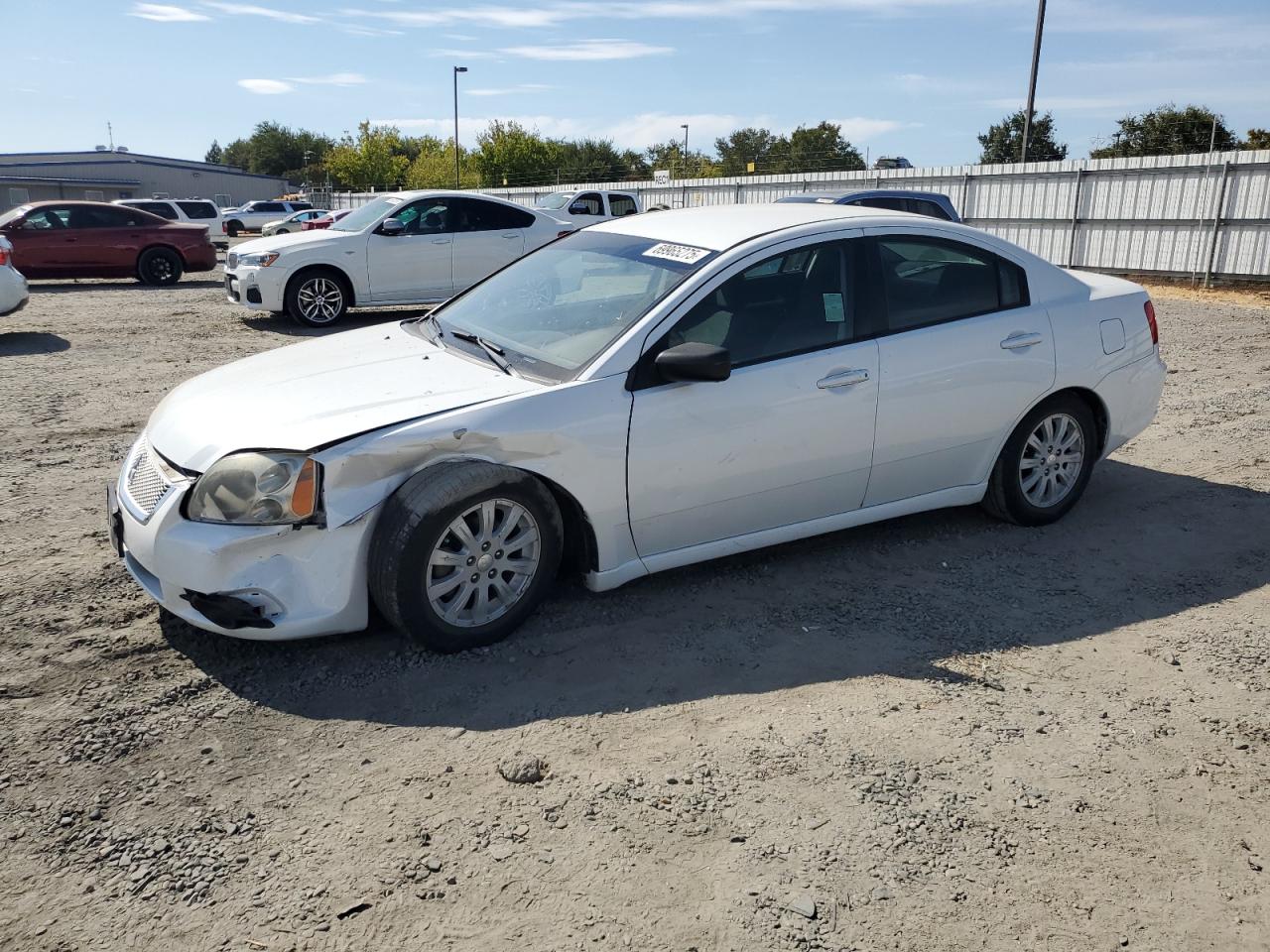MITSUBISHI GALANT FE 2012
