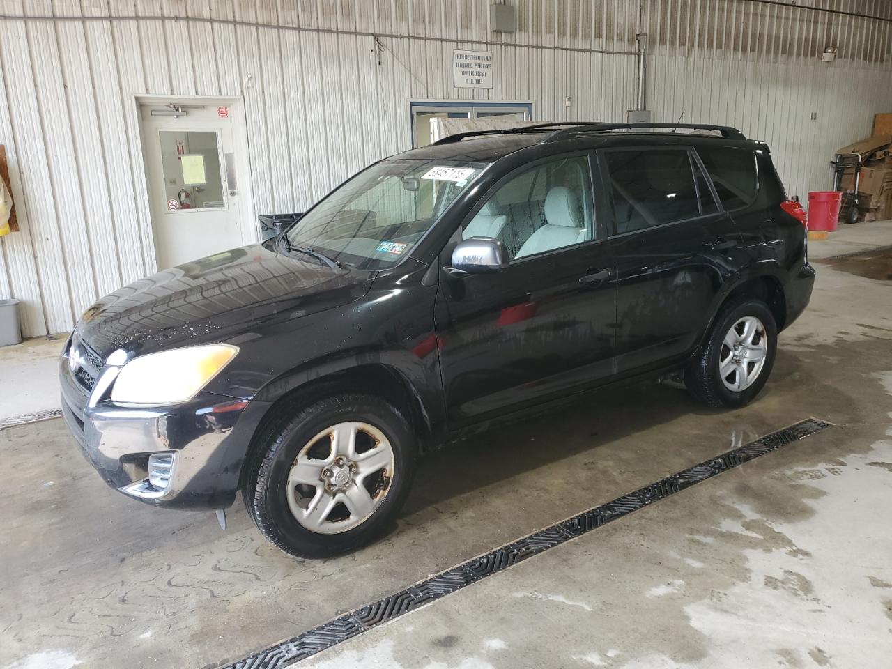 TOYOTA RAV4 2009