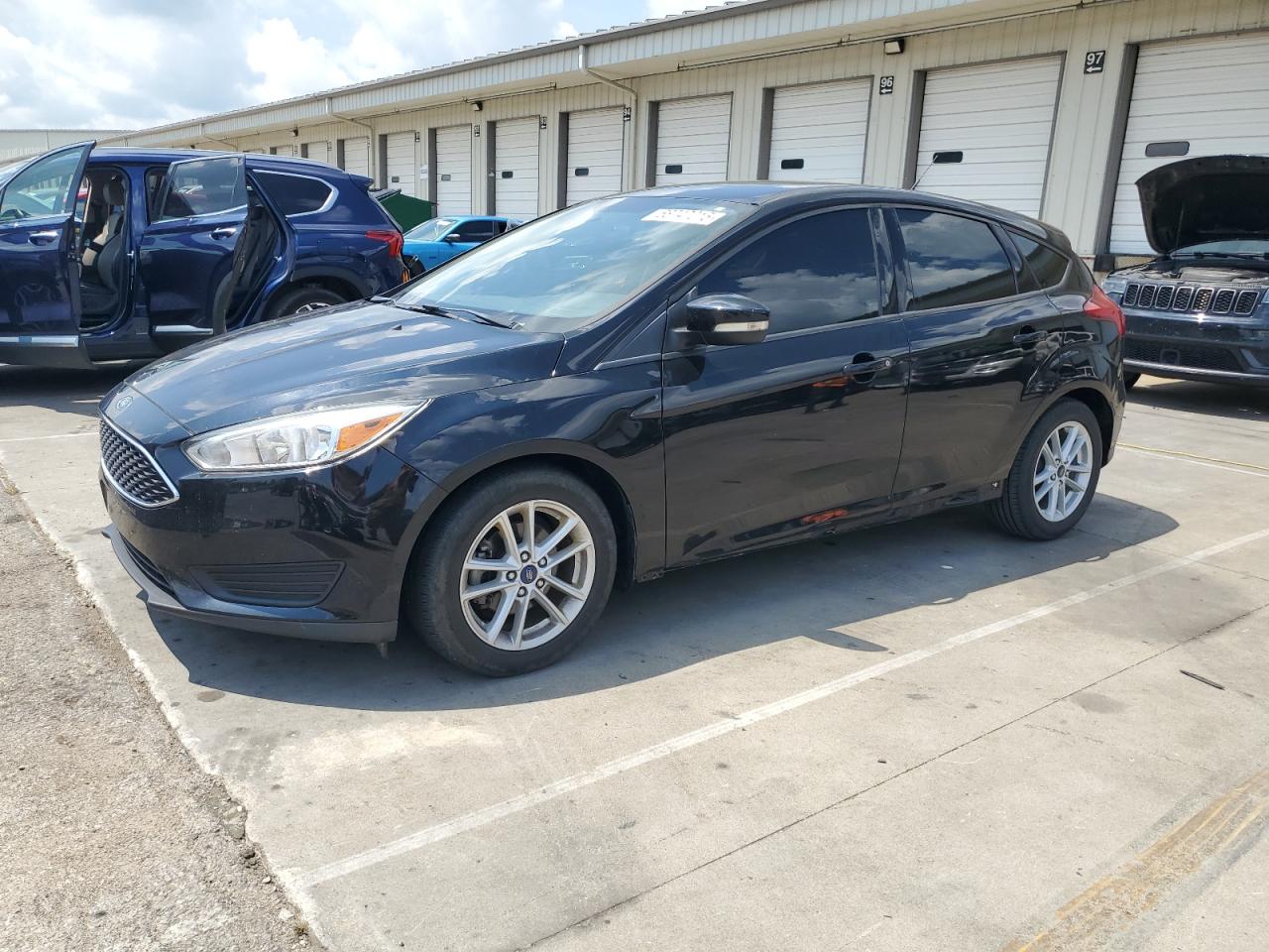 FORD FOCUS SE 2017