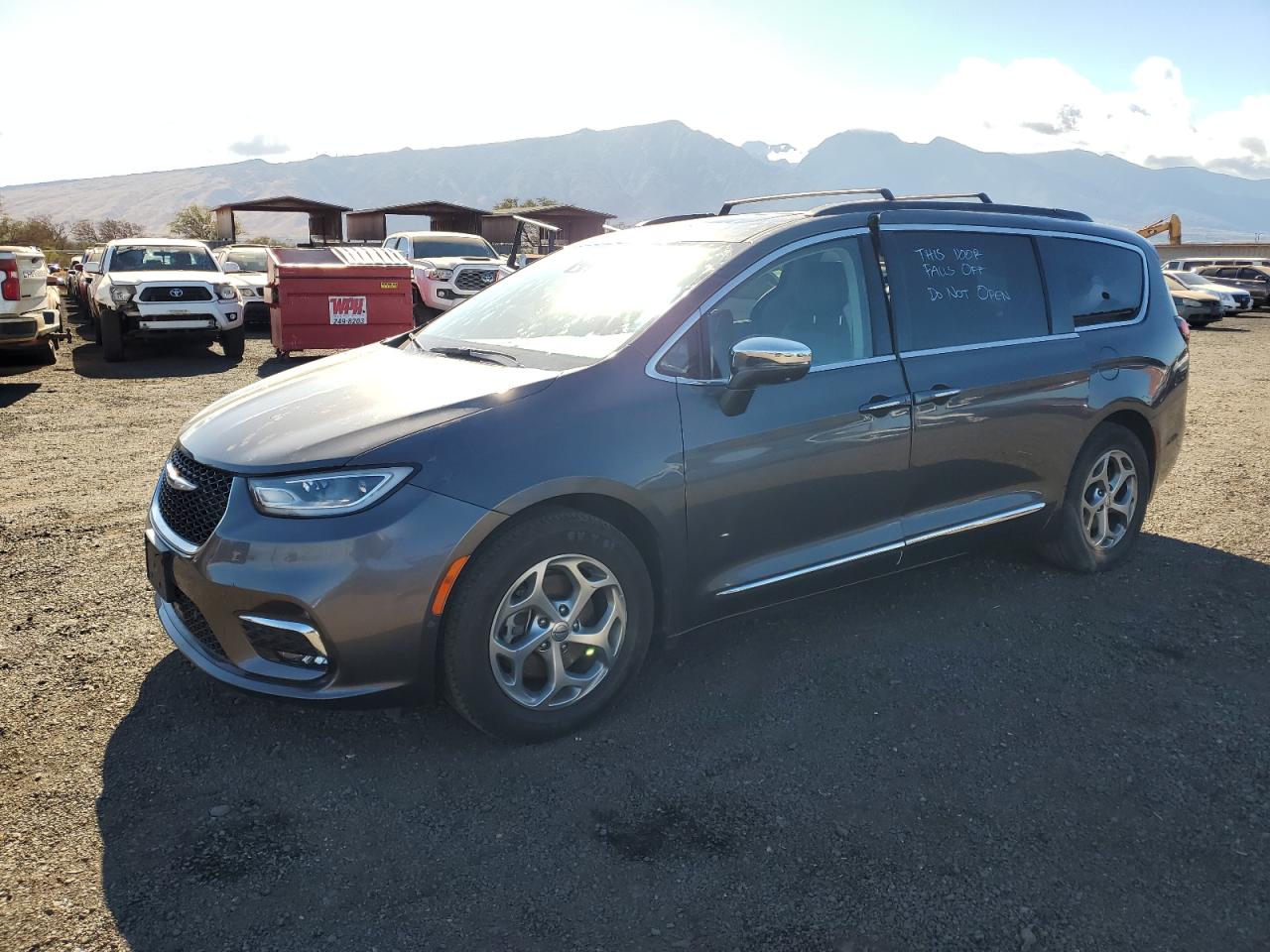 CHRYSLER PACIFICA LIMITED 2022