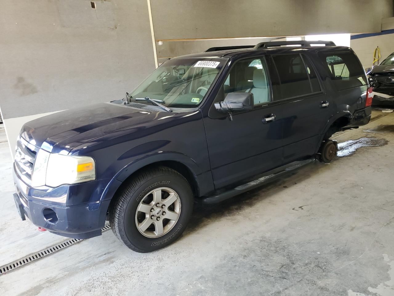 FORD EXPEDITION 2010