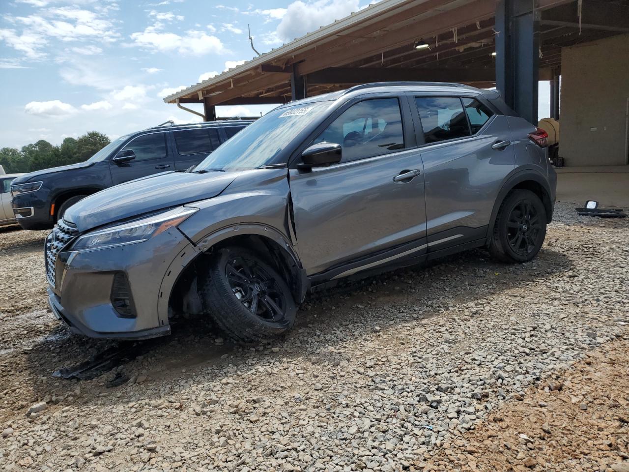 NISSAN KICKS SR 2023