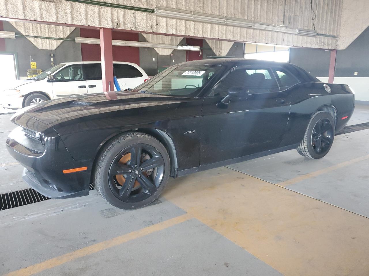 DODGE CHALLENGER 2017