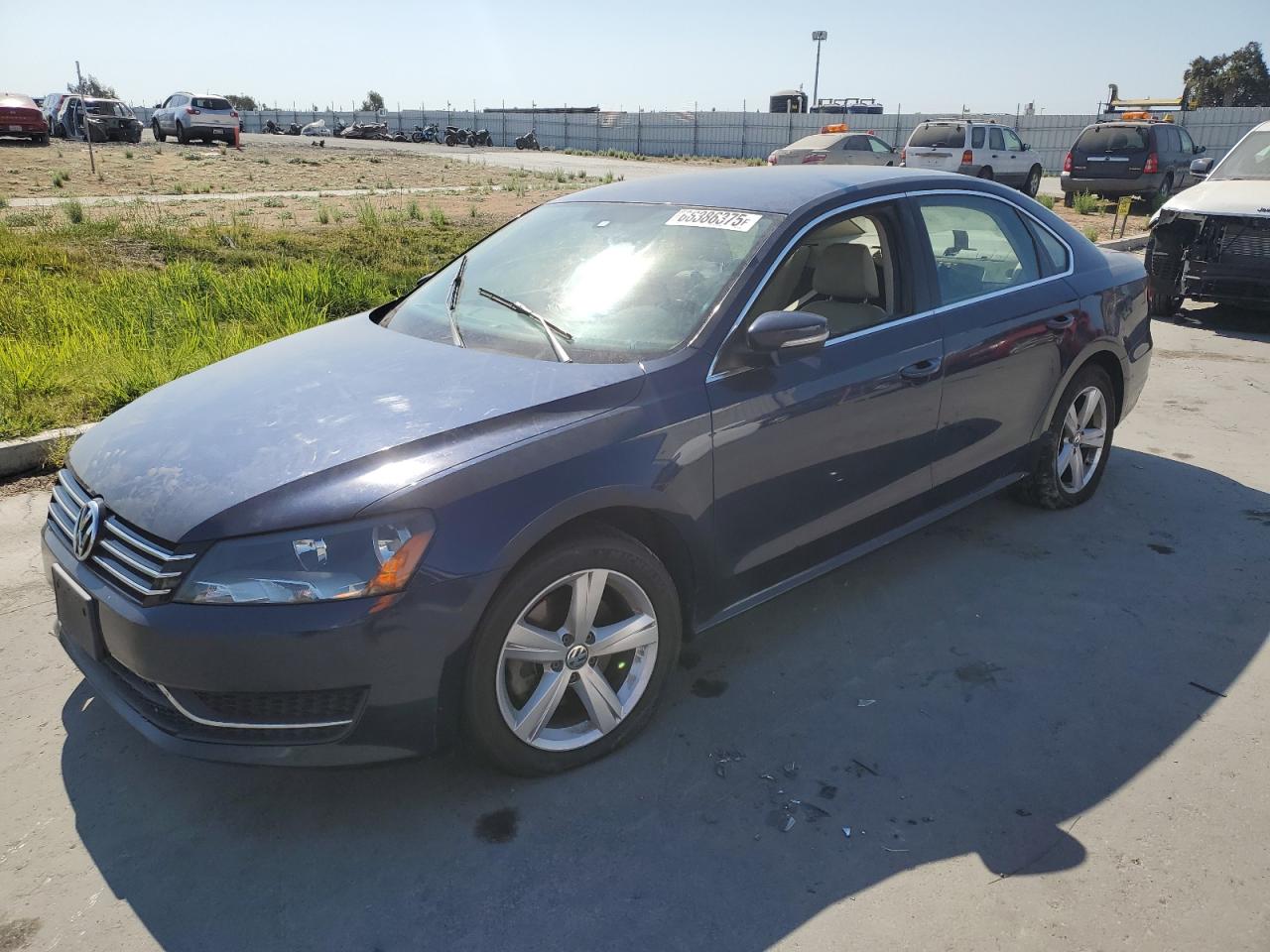VOLKSWAGEN PASSAT SE 2014