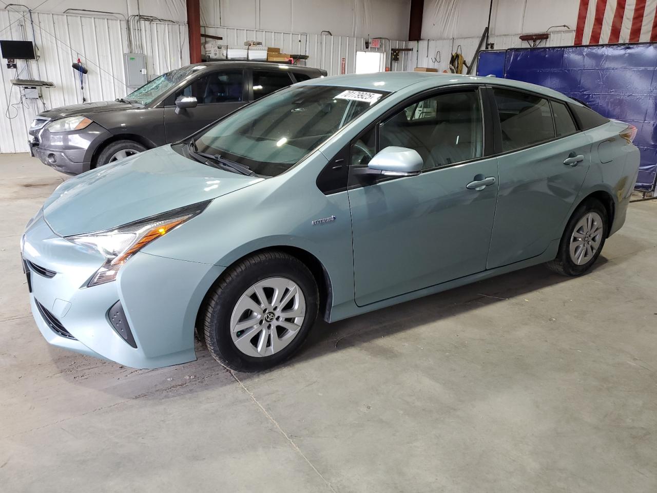 TOYOTA PRIUS 2017