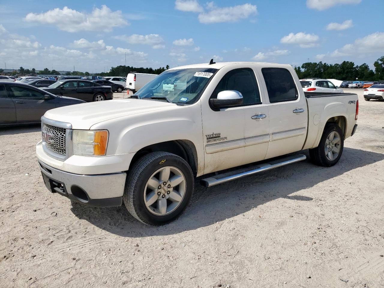 GMC SIERRA K15 2013