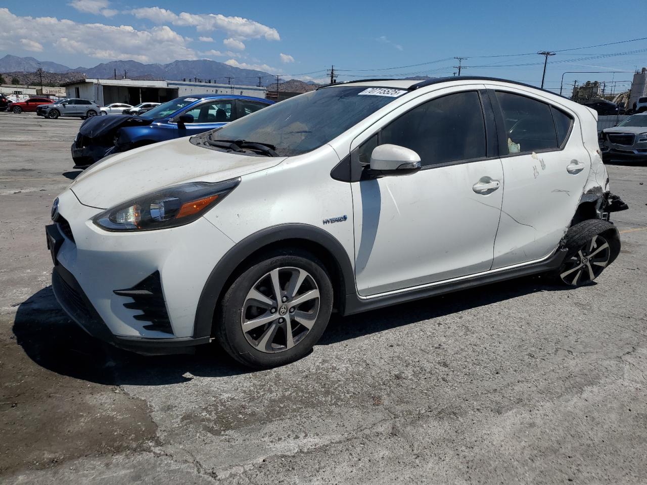 TOYOTA PRIUS C 2018
