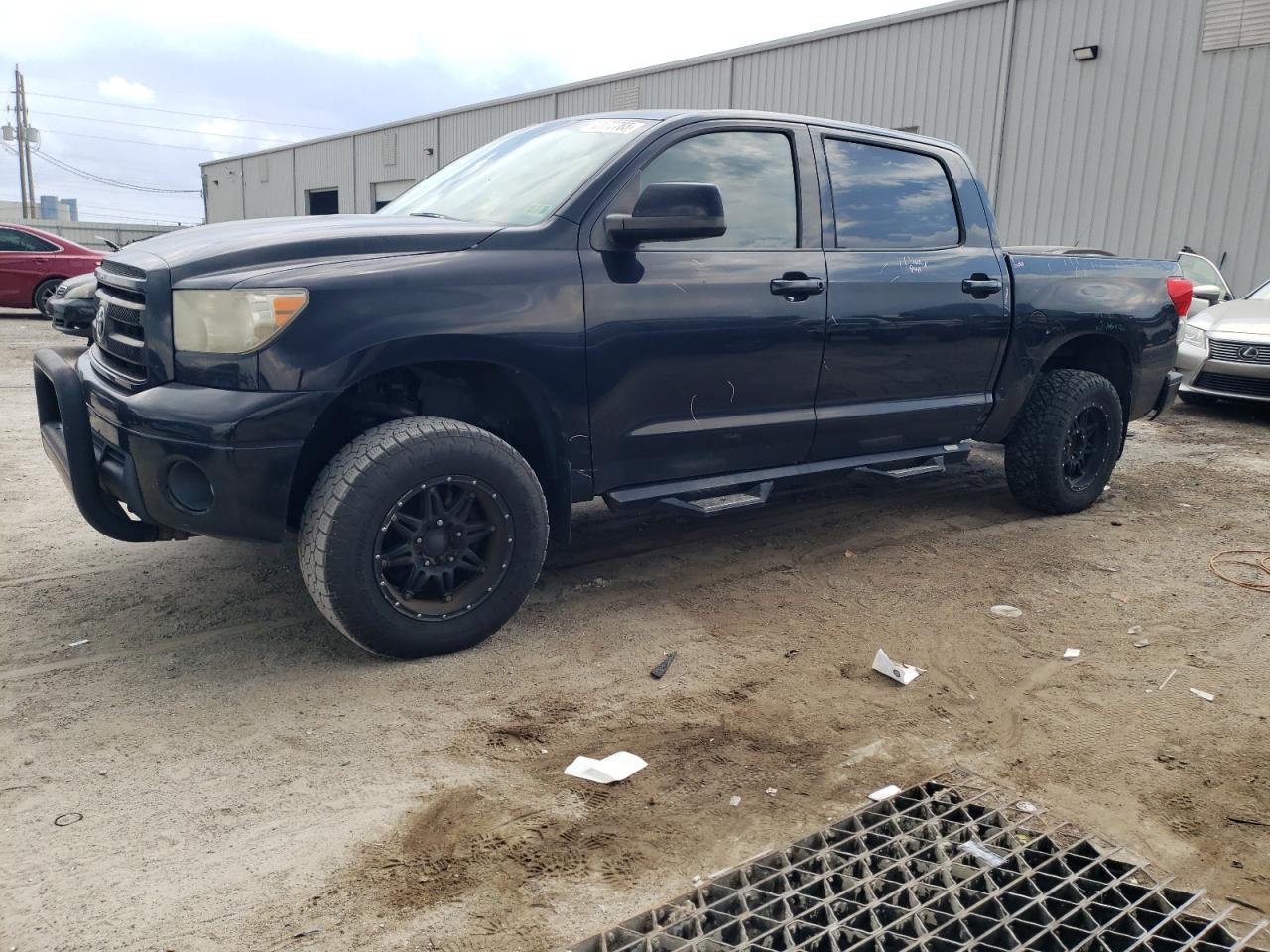 TOYOTA TUNDRA CRE 2010