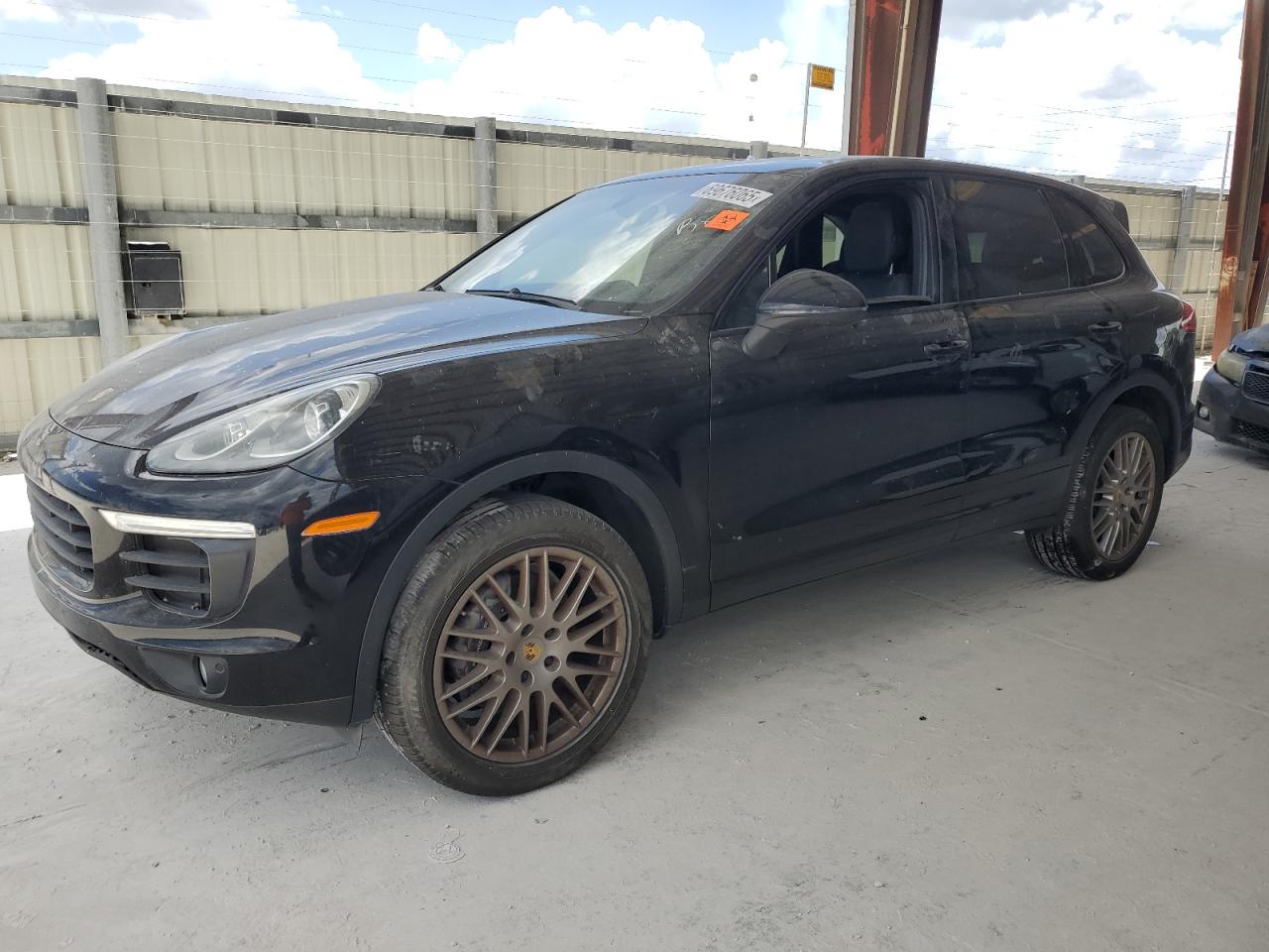 PORSCHE CAYENNE 2016