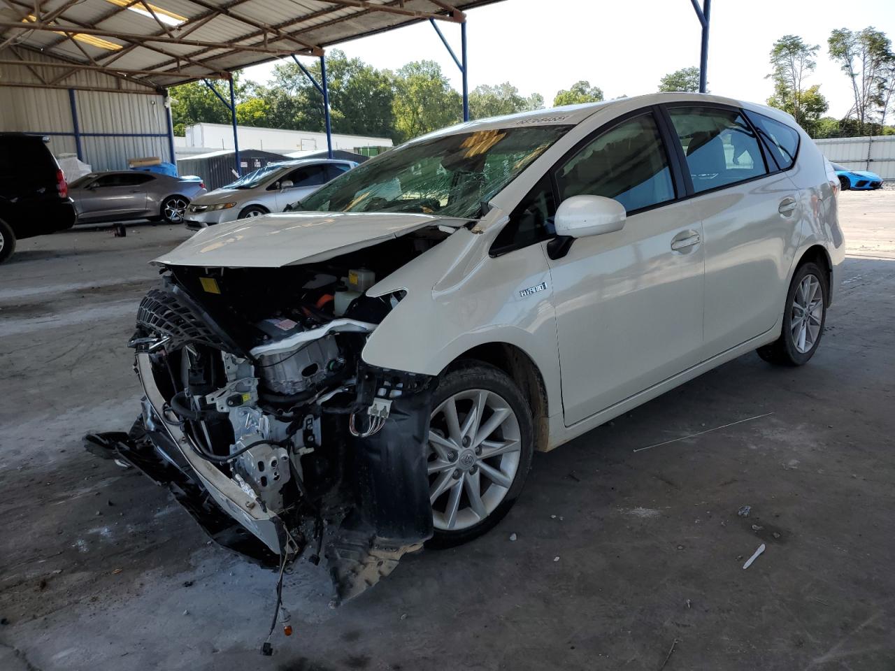 TOYOTA PRIUS V 2012