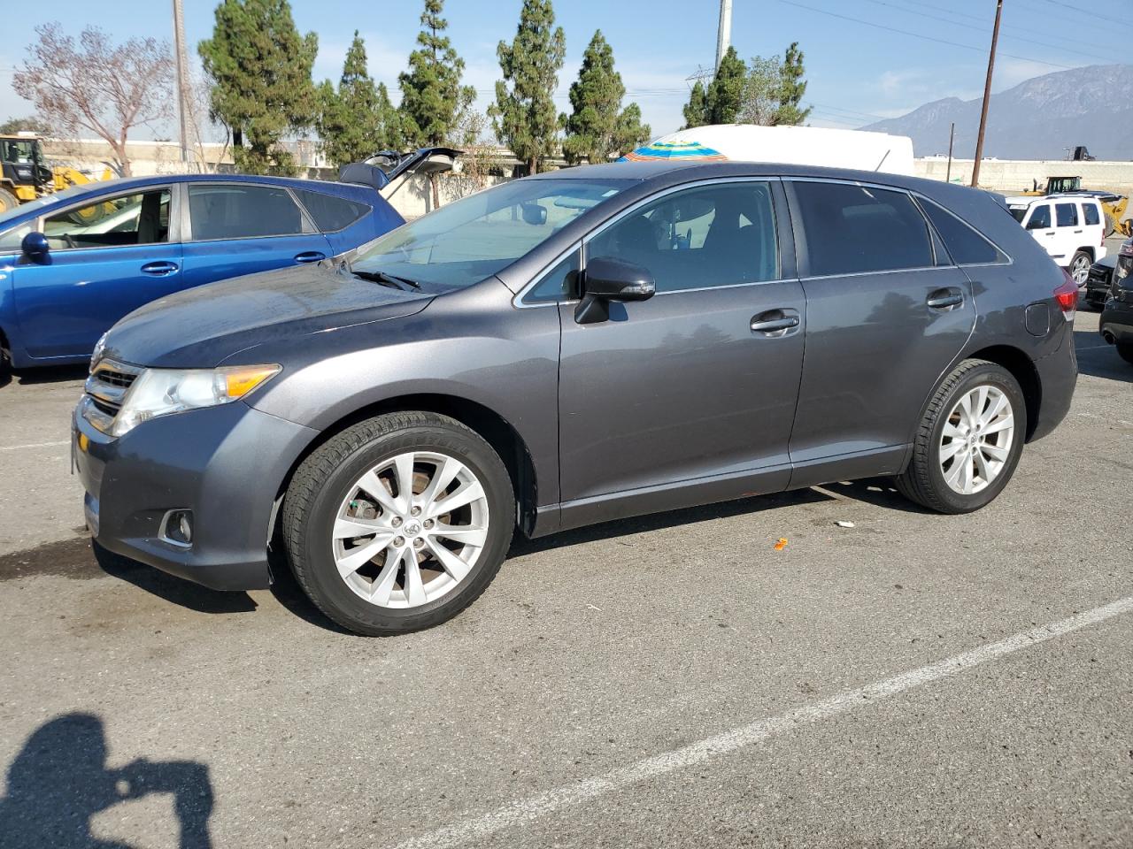 TOYOTA VENZA LE 2013