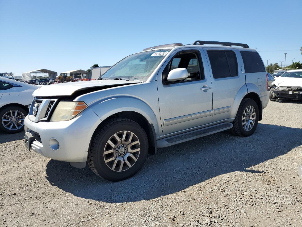 NISSAN PATHFINDER 2010