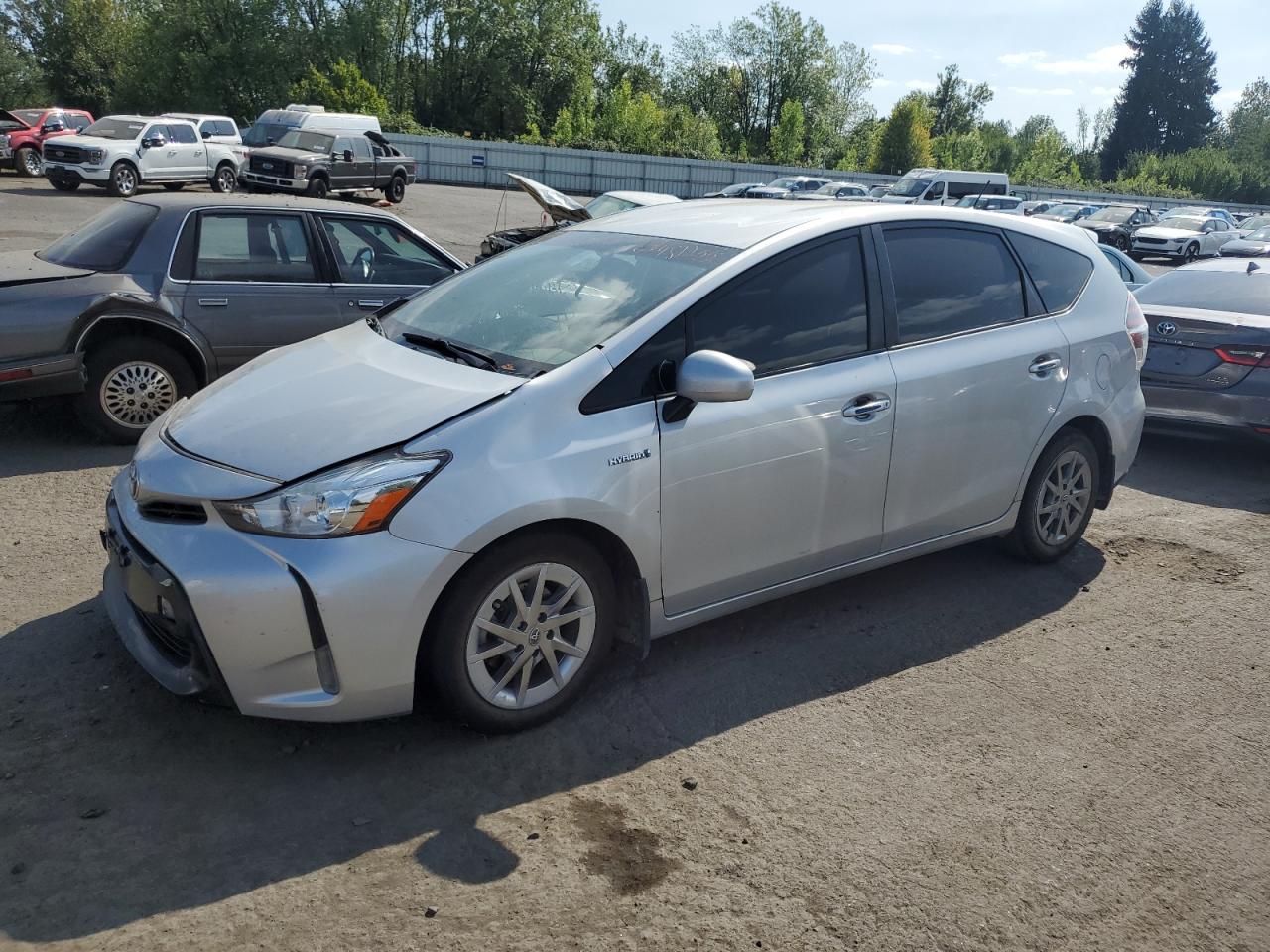 TOYOTA PRIUS V 2016