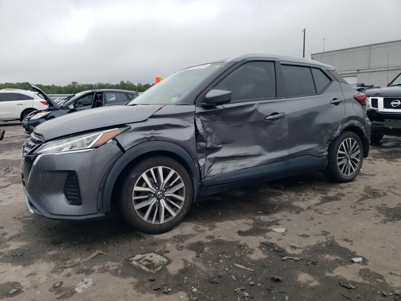 NISSAN KICKS SV 2021