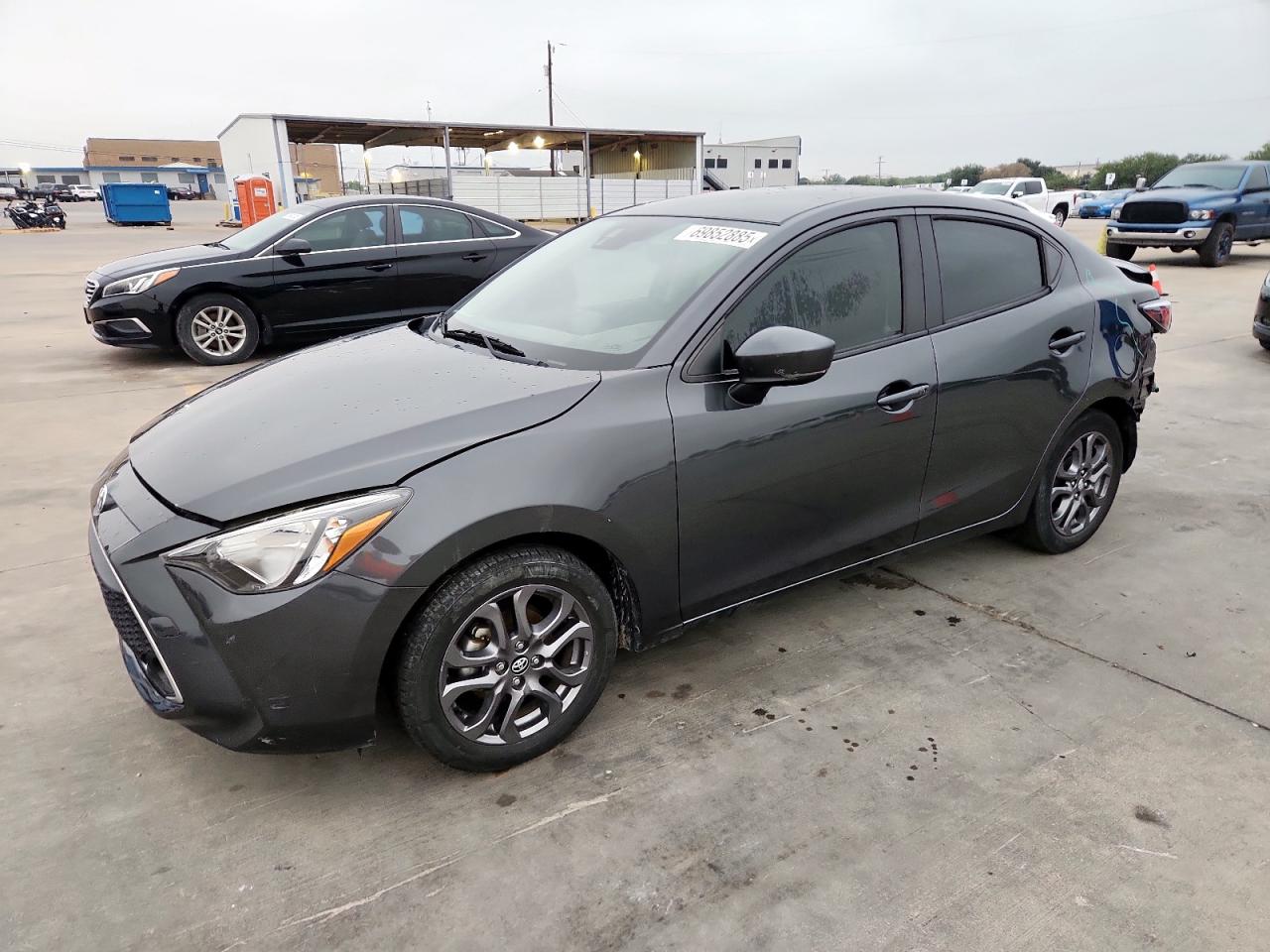 TOYOTA YARIS L 2020