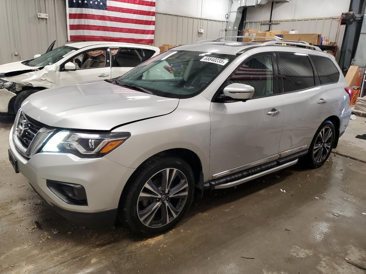 NISSAN PATHFINDER 2017
