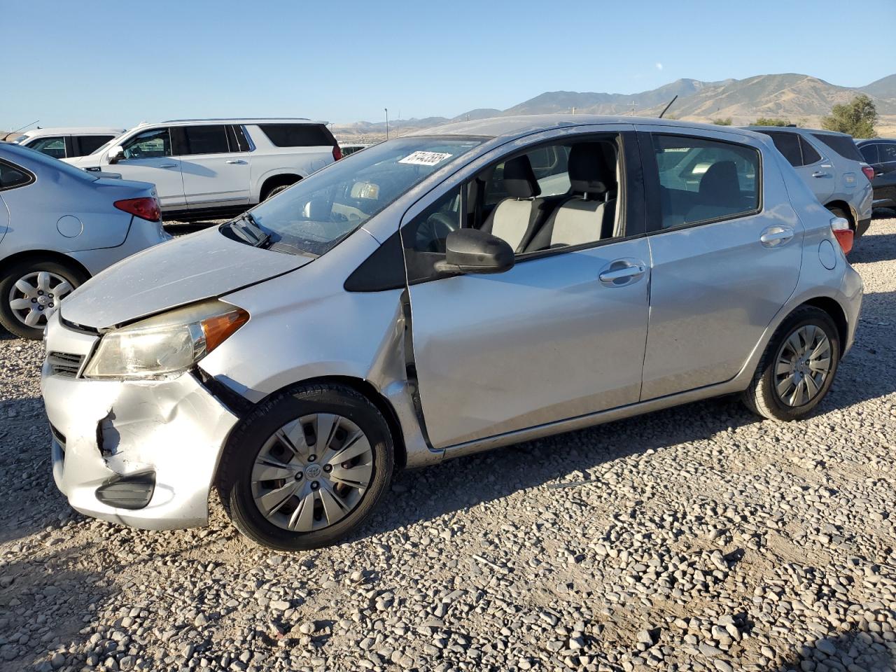 TOYOTA YARIS 2012