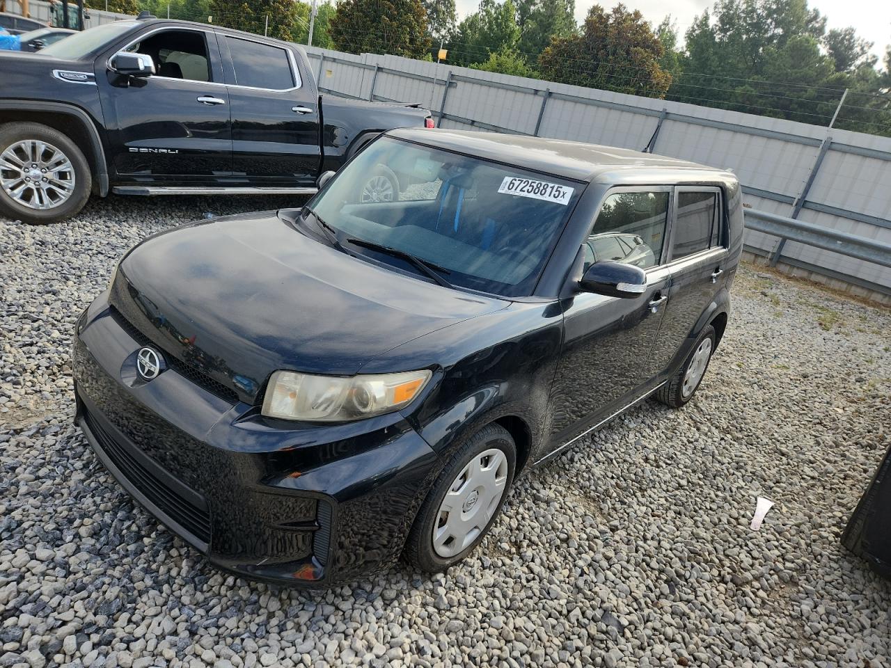 TOYOTA SCION XB 2012