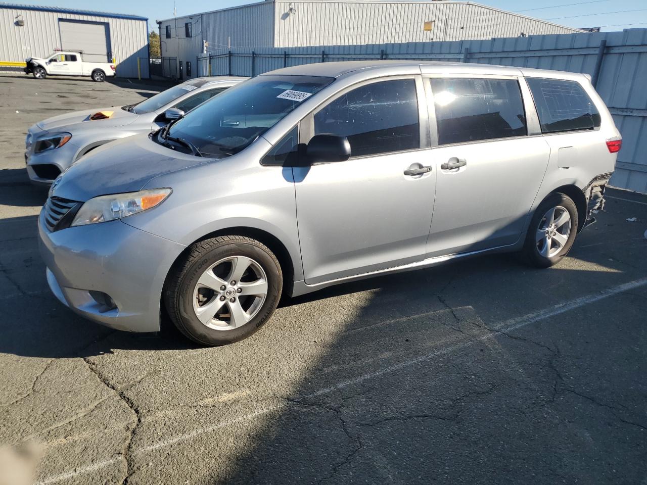 TOYOTA SIENNA 2017