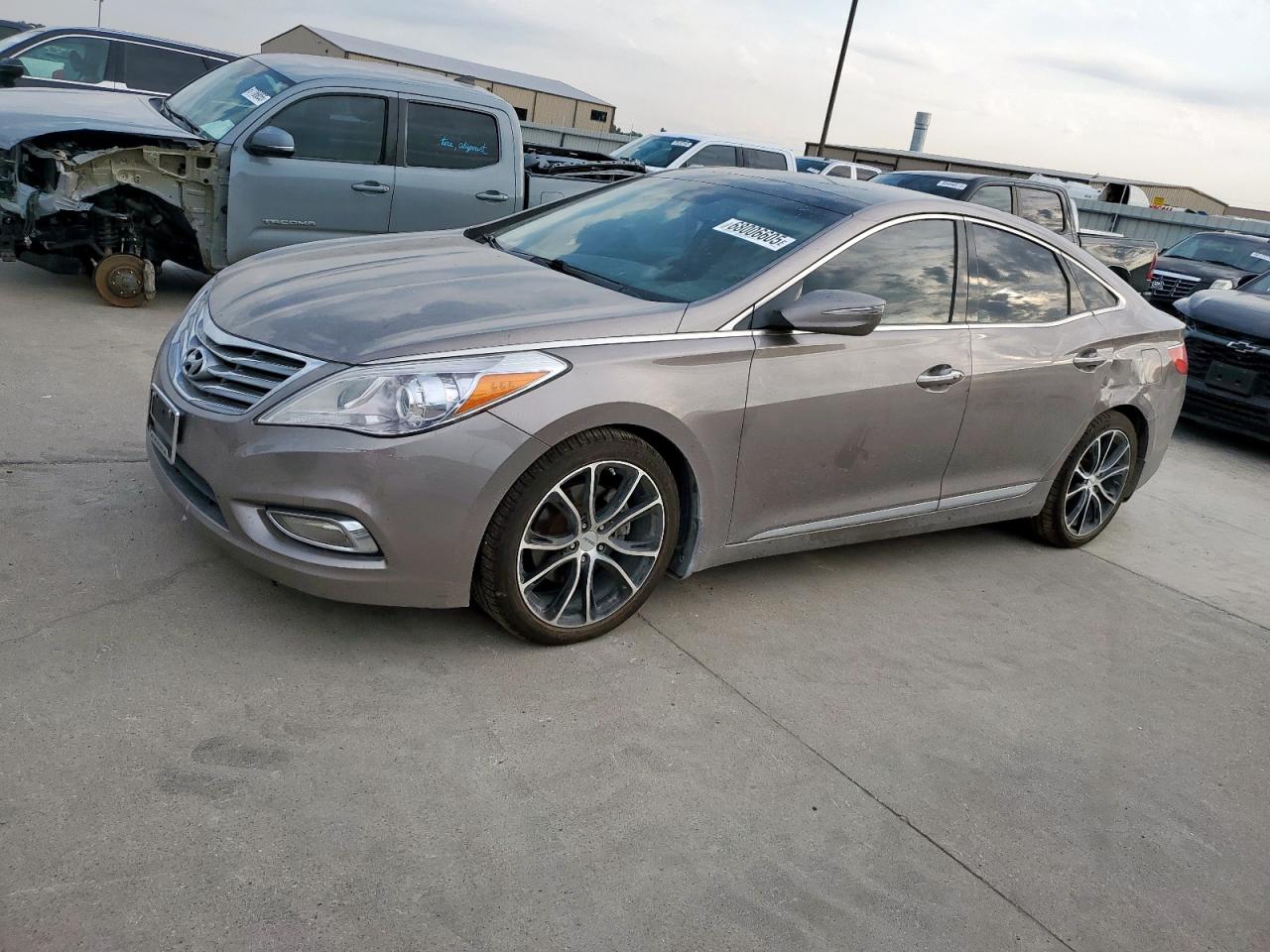 HYUNDAI AZERA GLS 2012