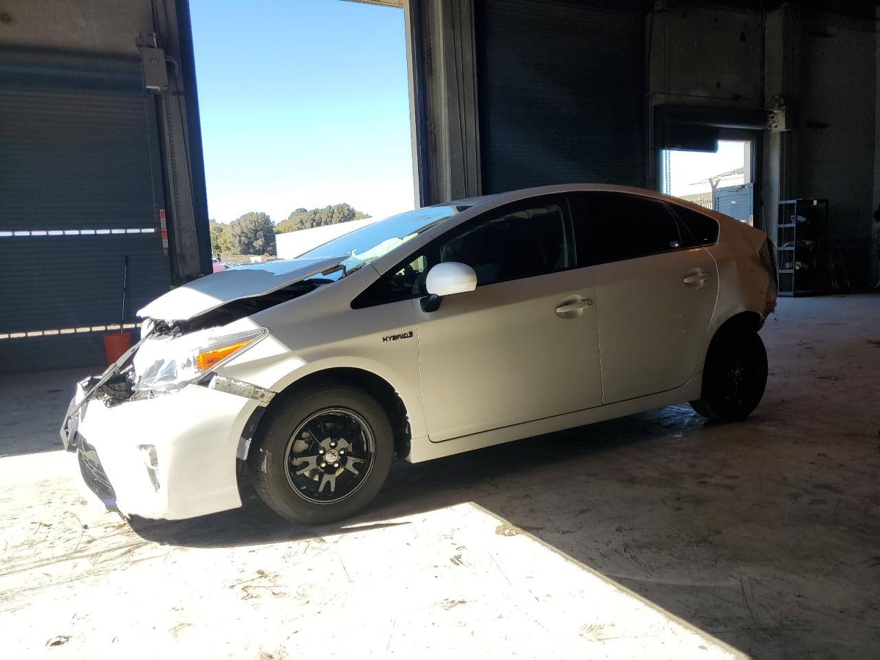 TOYOTA PRIUS 2015